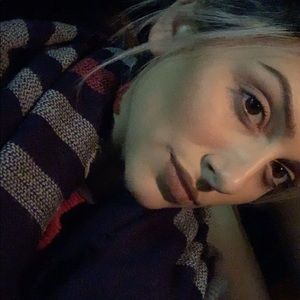 Meet your Posher, Suzanna